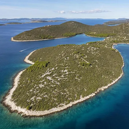 Vikendica Secluded Fisherman's Cove Ladjin - Landjin, Pasman - 24044 Tkon